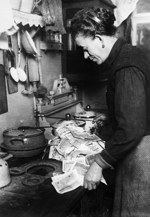 Инфляция в Германии в 1923 году Инфляция в Германии в 1923 году