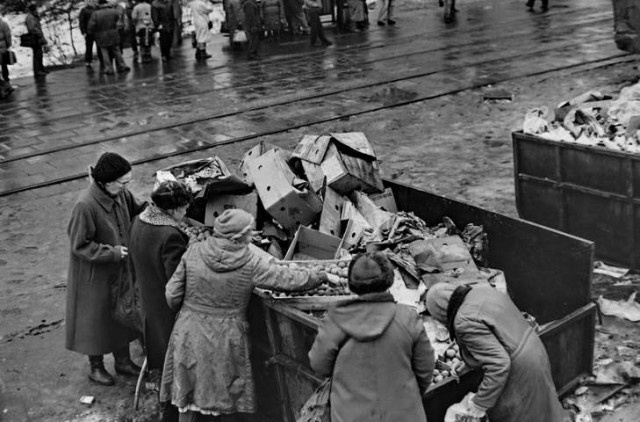 Фотографии, сделанные в 90-е годы прошлого столетия Фотографии, сделанные в 90-е годы прошлого столетия