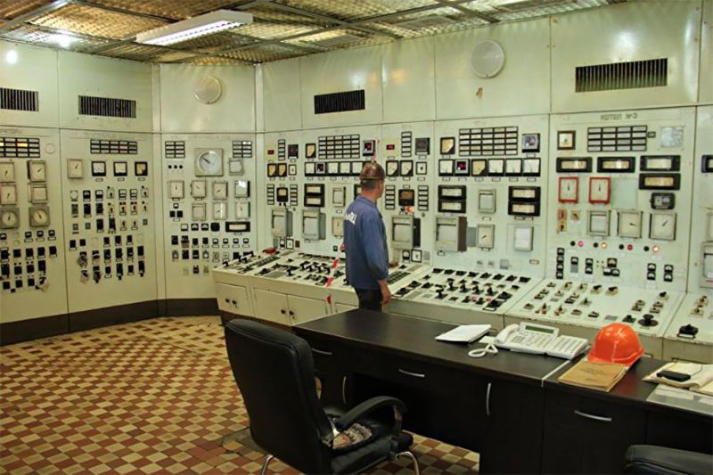 Контрольные комнаты заводов и электростанций советских времен
