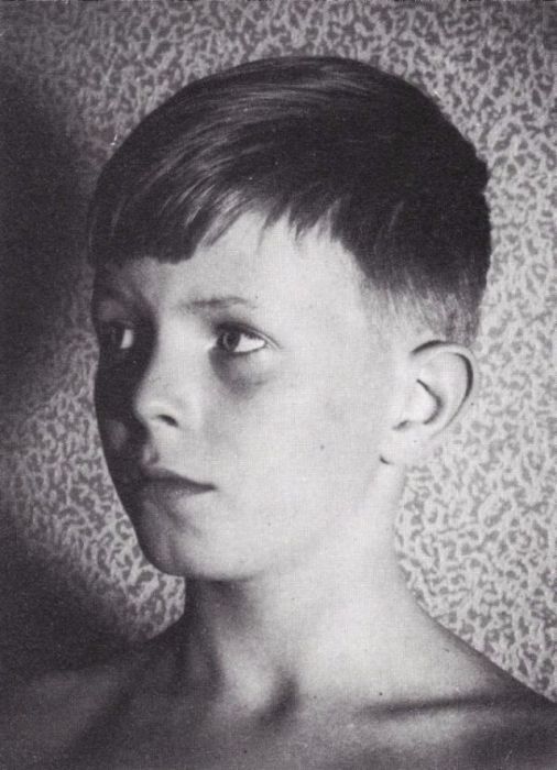 Знаменитости Голливуда на детских фотографиях