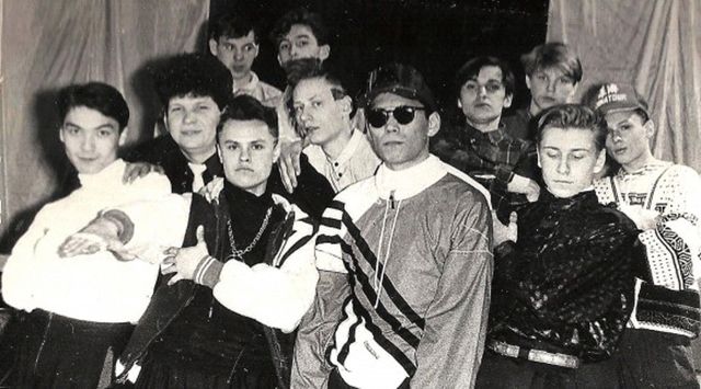 Как мы одевались в 90-ые (31 фото)
