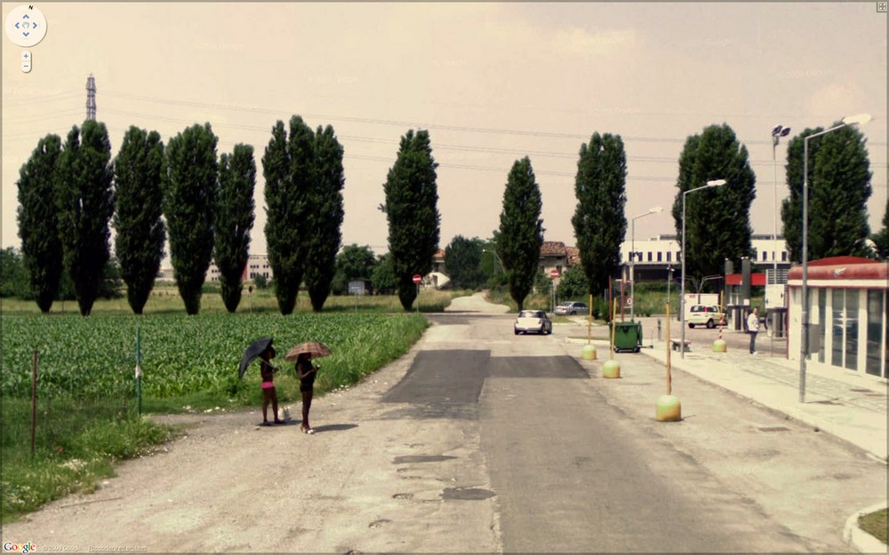 Странные кадры на Google Street View