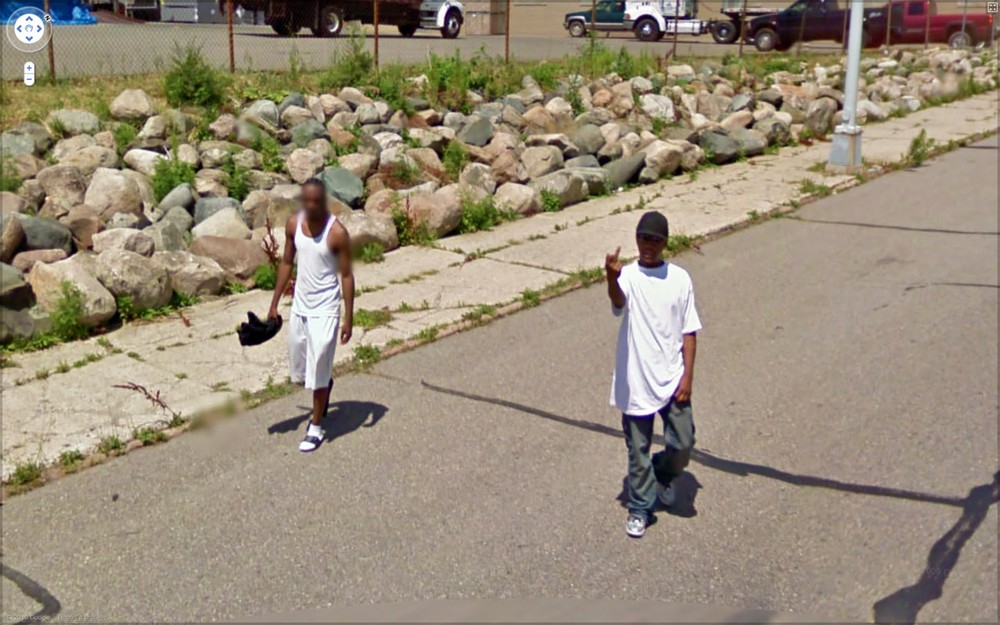 Странные кадры на Google Street View