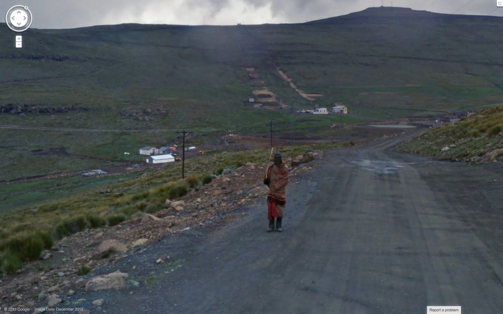 Странные кадры на Google Street View