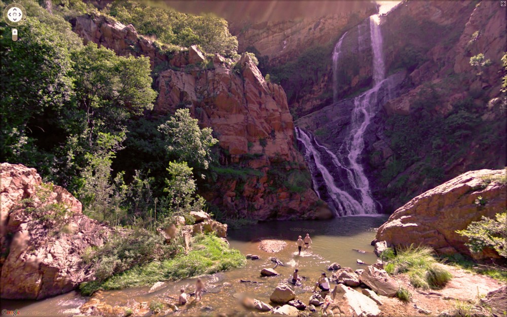 Странные кадры на Google Street View