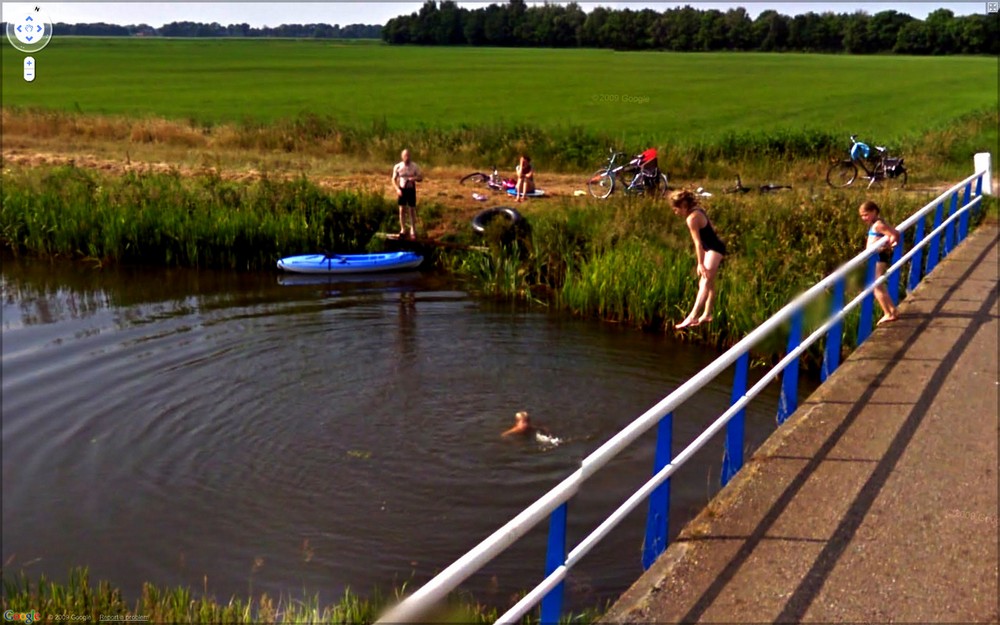 Странные кадры на Google Street View