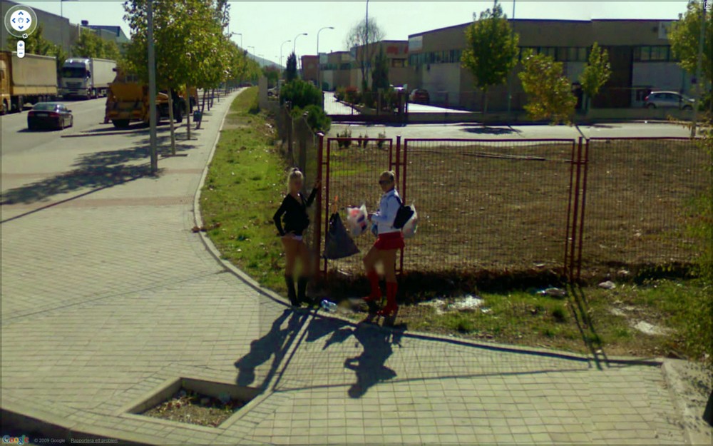 Странные кадры на Google Street View