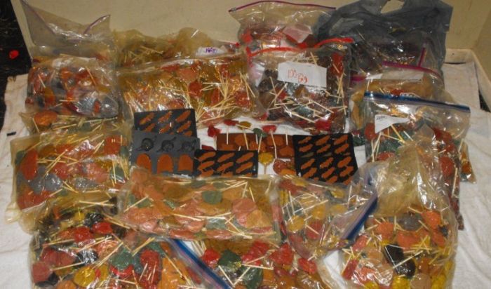 Полиция Хьюстона обнаружила 270 кг леденцов с метамфетамином