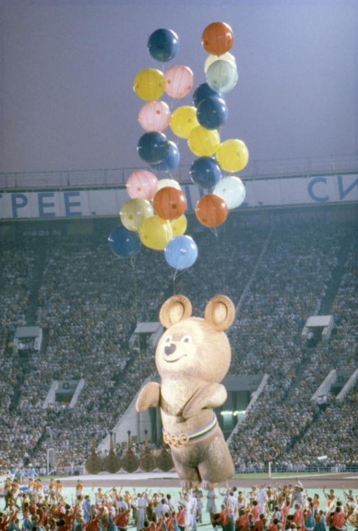 Чем нам запомнились 1980-е годы