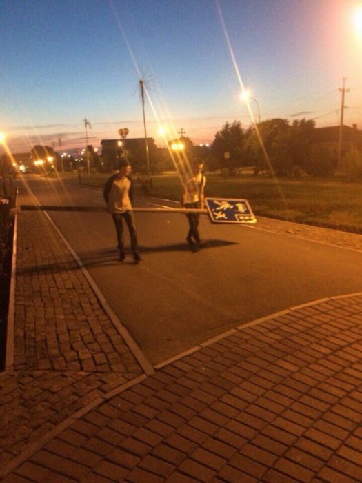 Ночь - время странных поступков