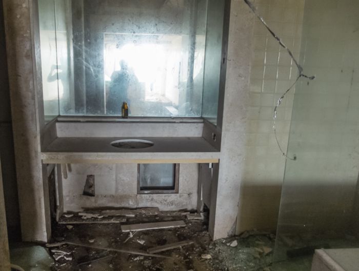 Заброшенный отель в Пхукете
