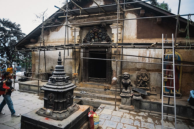 Прогулка по столице Непала (57 фото) Прогулка по столице Непала (57 фото)