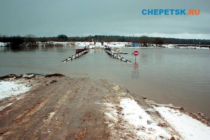 Рухнул мост за 30 миллионов рублей (18 фото)