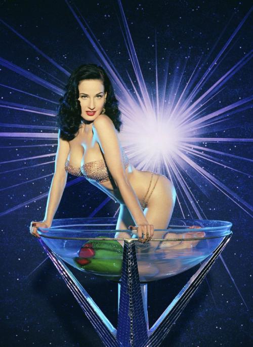 Великолепная Dita von Teese Великолепная Dita von Teese