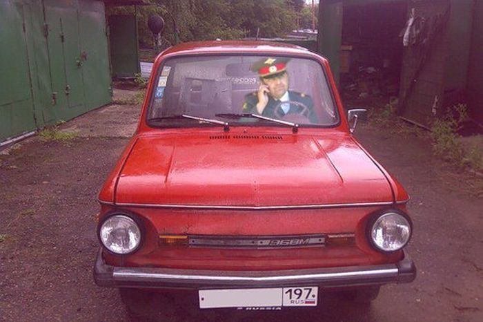 Фотожабы на грустного полицейского (38 фото)