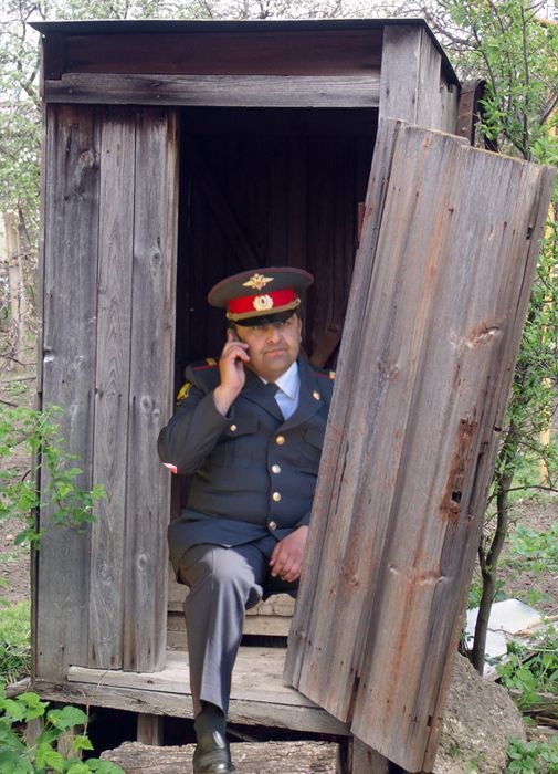 Фотожабы на грустного полицейского (38 фото)