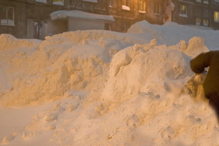 Норильск после сильнейшего снегопада (44 фото)