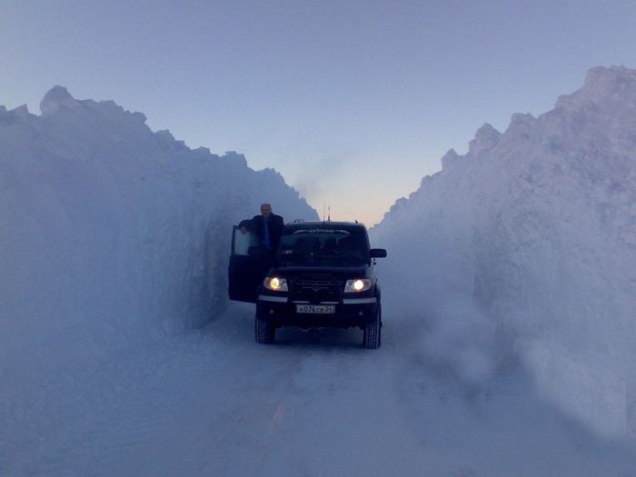 Норильск после сильнейшего снегопада (44 фото)