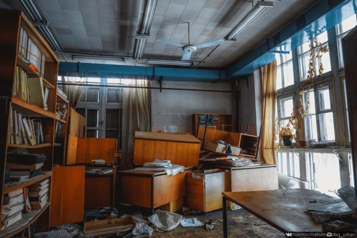 Фотографии с заброшенного завода ЗИЛ