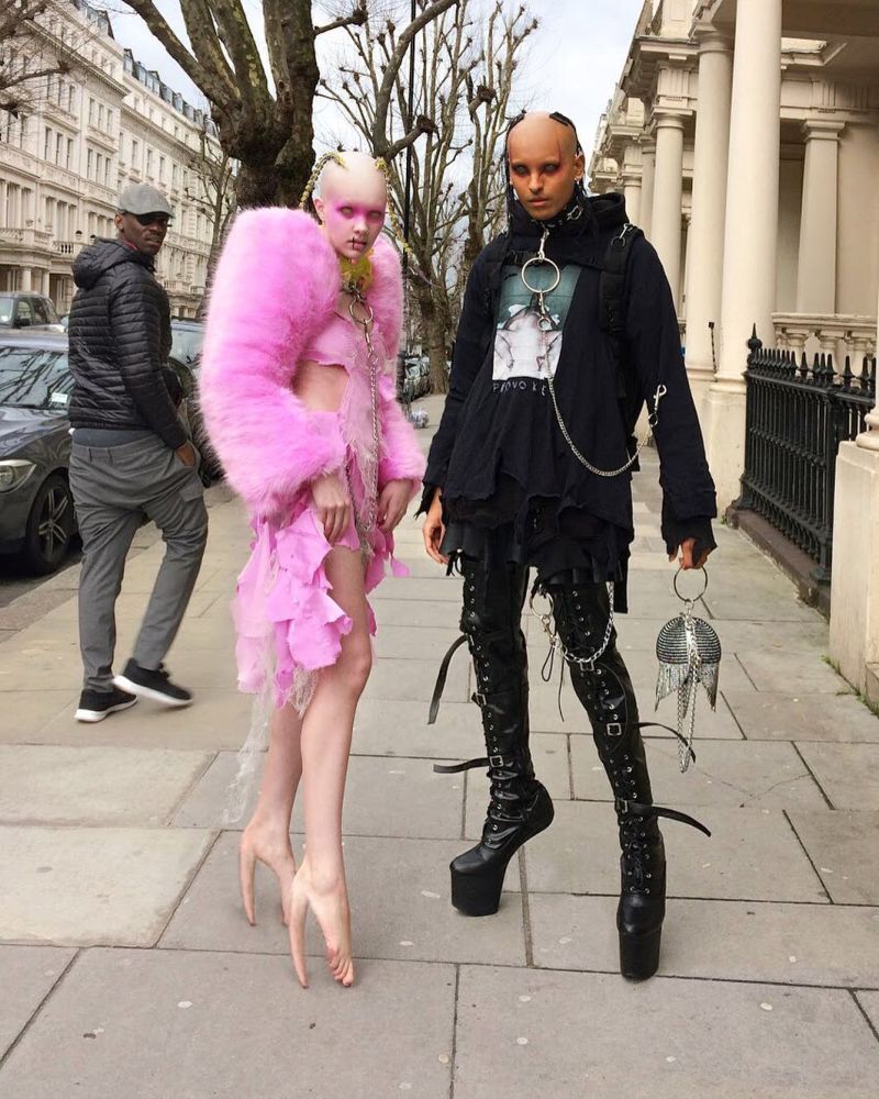 В диком мире Instagram водятся фекальные монстры