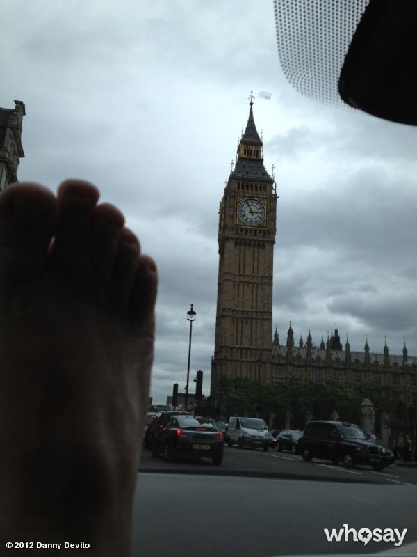 Дэнни Де Вито и приключения ноги тролля