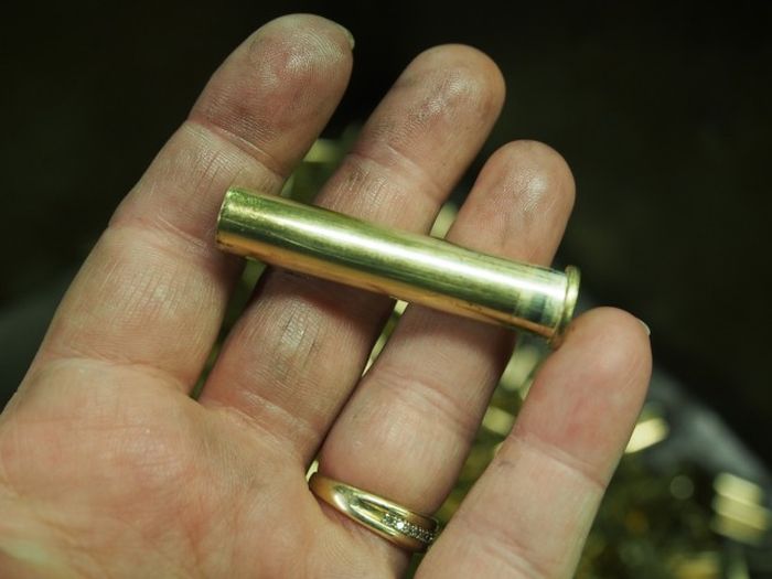 Производство патронов на заводе компании Remington