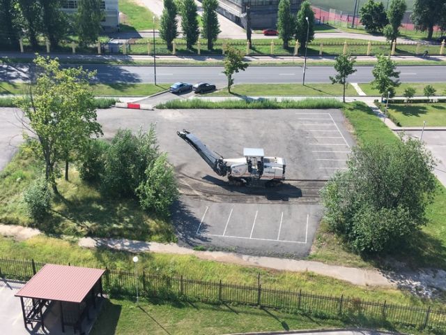 Автомобильная парковка на Крестовском острове