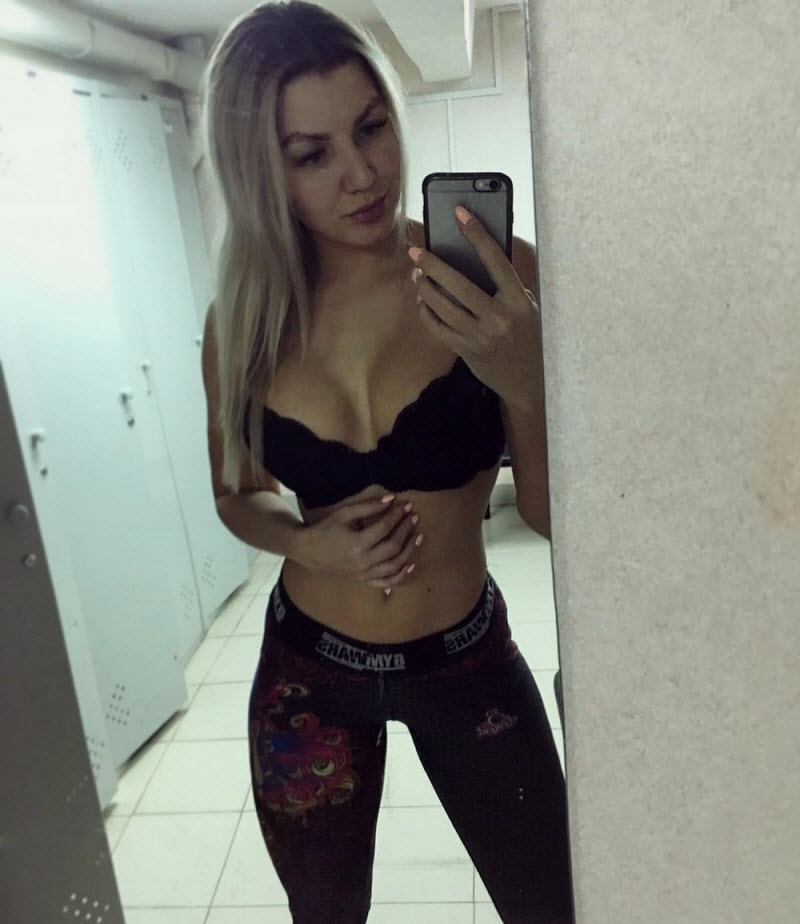 Фото девушек из социальных сетей