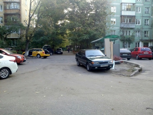 Как научить водителя не парковаться в неположенном месте?