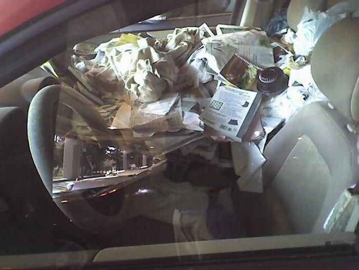 Помойки в салонах автомобилей