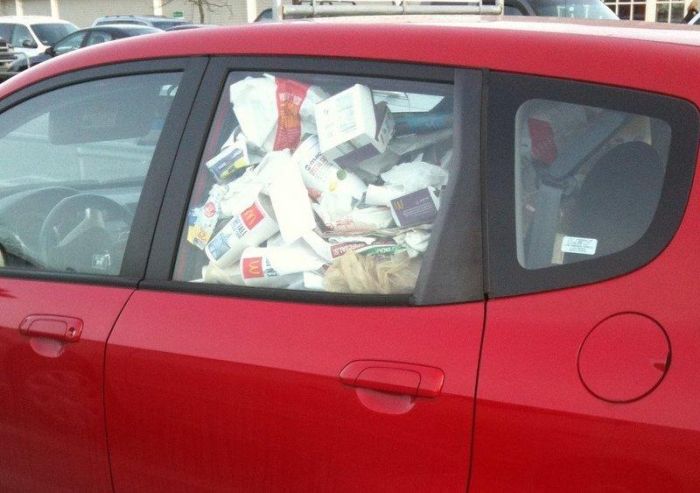 Помойки в салонах автомобилей