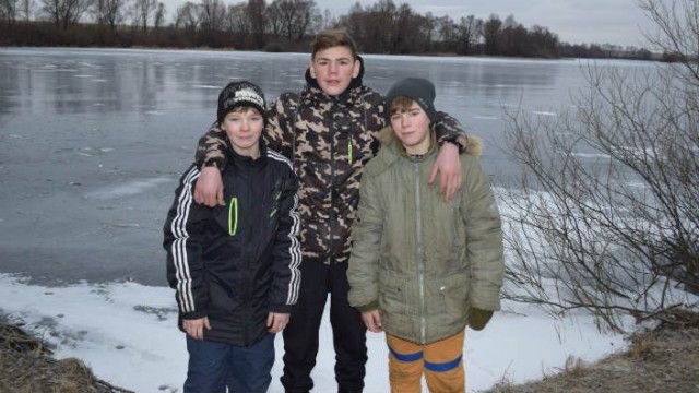 В Липецкой области школьник спас двух мальчиков, провалившихся под лед