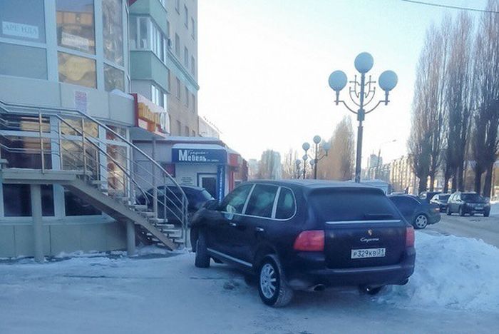 Владелец авто угрожает девушке, которая разместила снимок в сети