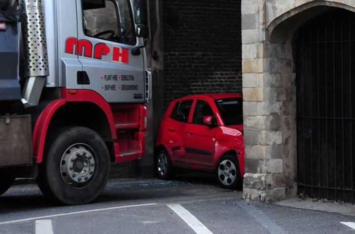 Женщины за рулем