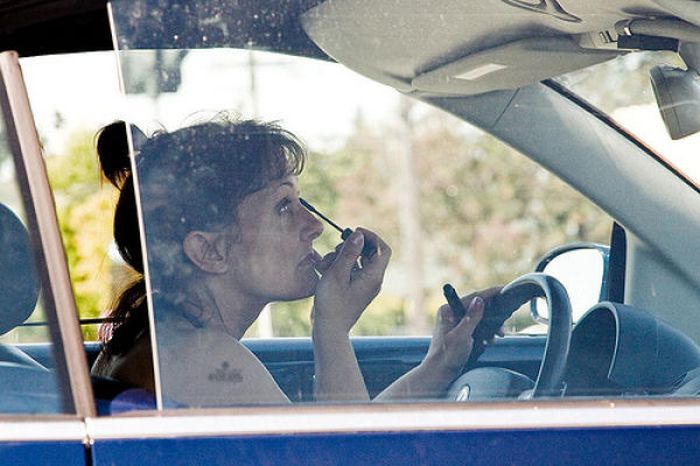 Женщины за рулем