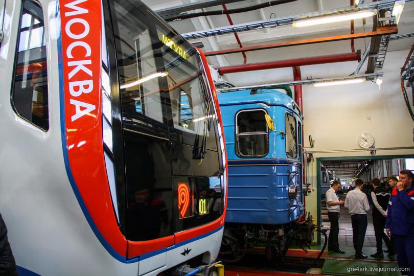 Все достоинства и недостатки нового поезда московского метро