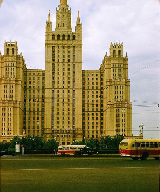 Цветные снимки Москвы 50-х годов (20 фото)