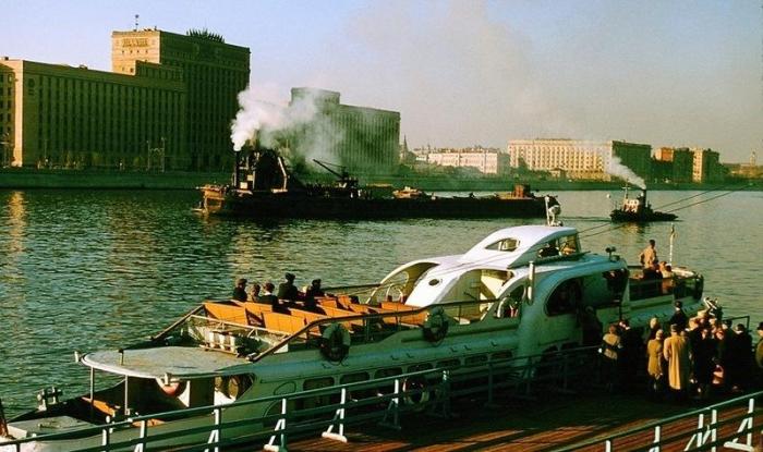 Цветные снимки Москвы 50-х годов (20 фото)