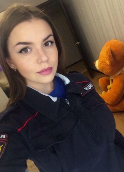 Прекрасные девушки в рядах МВД