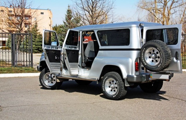 УАЗ-3153 с японской "начинкой"