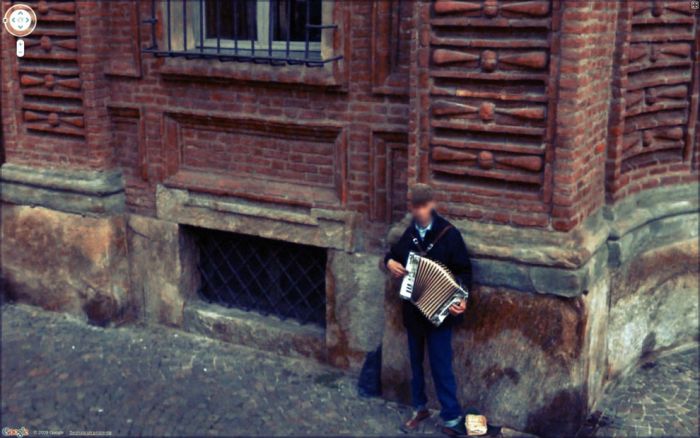 Странные фотографии с Google Street. Часть 2
