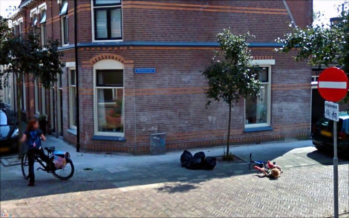 Странные фотографии с Google Street. Часть 2