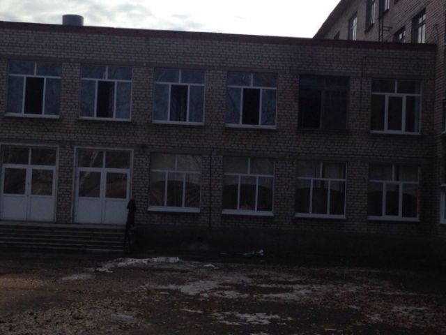 В Стерлитамаке 9-классник напал на учителя и одноклассниц