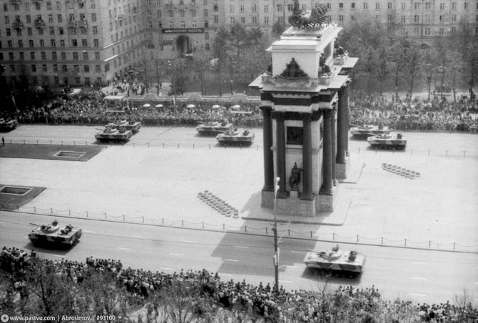 Прогулка по Москве 1995 года