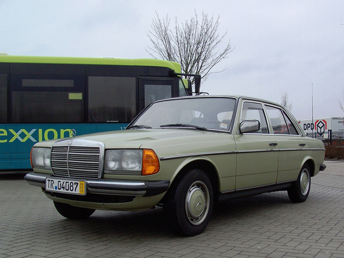 10 лучших образцов автомобильного плагиата из Китая 10 лучших образцов автомобильного плагиата из Китая