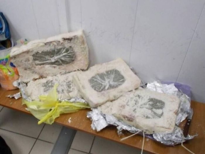 В ЯНАО вахтовик привез спрятанную в сале марихуану
