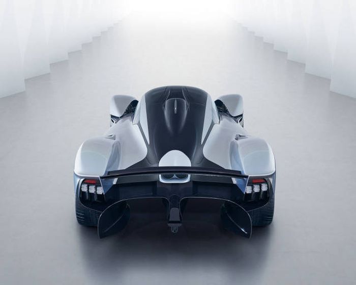 Фантастическая "валькирия" от Aston Martin