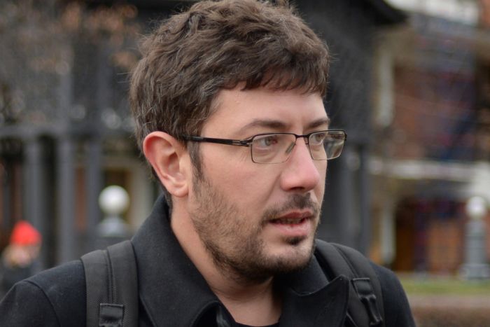 Дизайнер Артемий Лебедев выдал ремонт в подъезде за инициативу ЖЭКа
