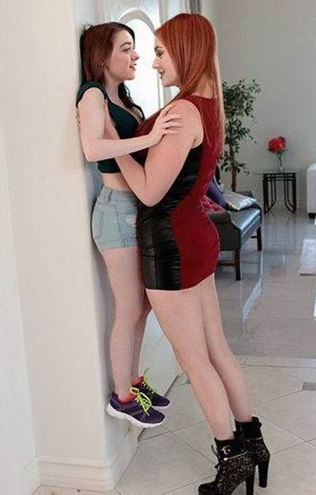 Невероятно высокие девушки