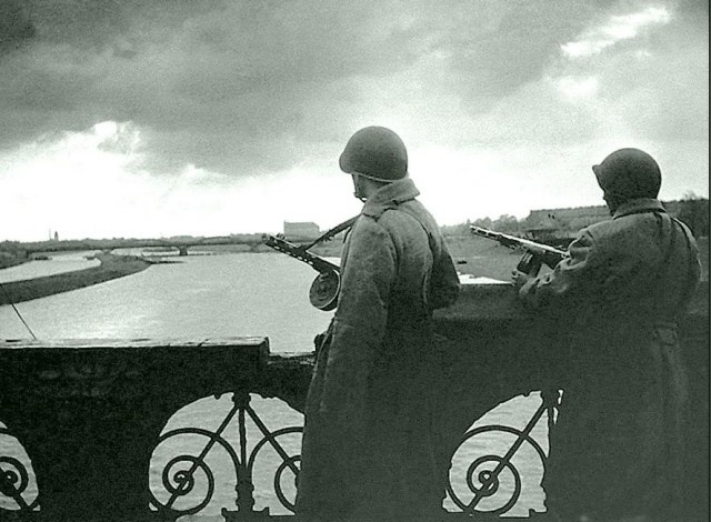 Интересные архивные фотографии: Берлин 1945 года Интересные архивные фотографии: Берлин 1945 года